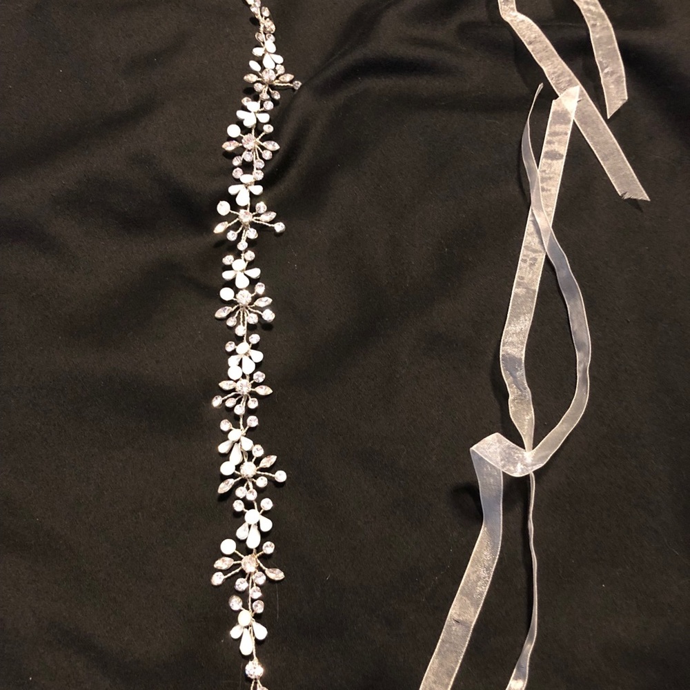 Bridal head piece